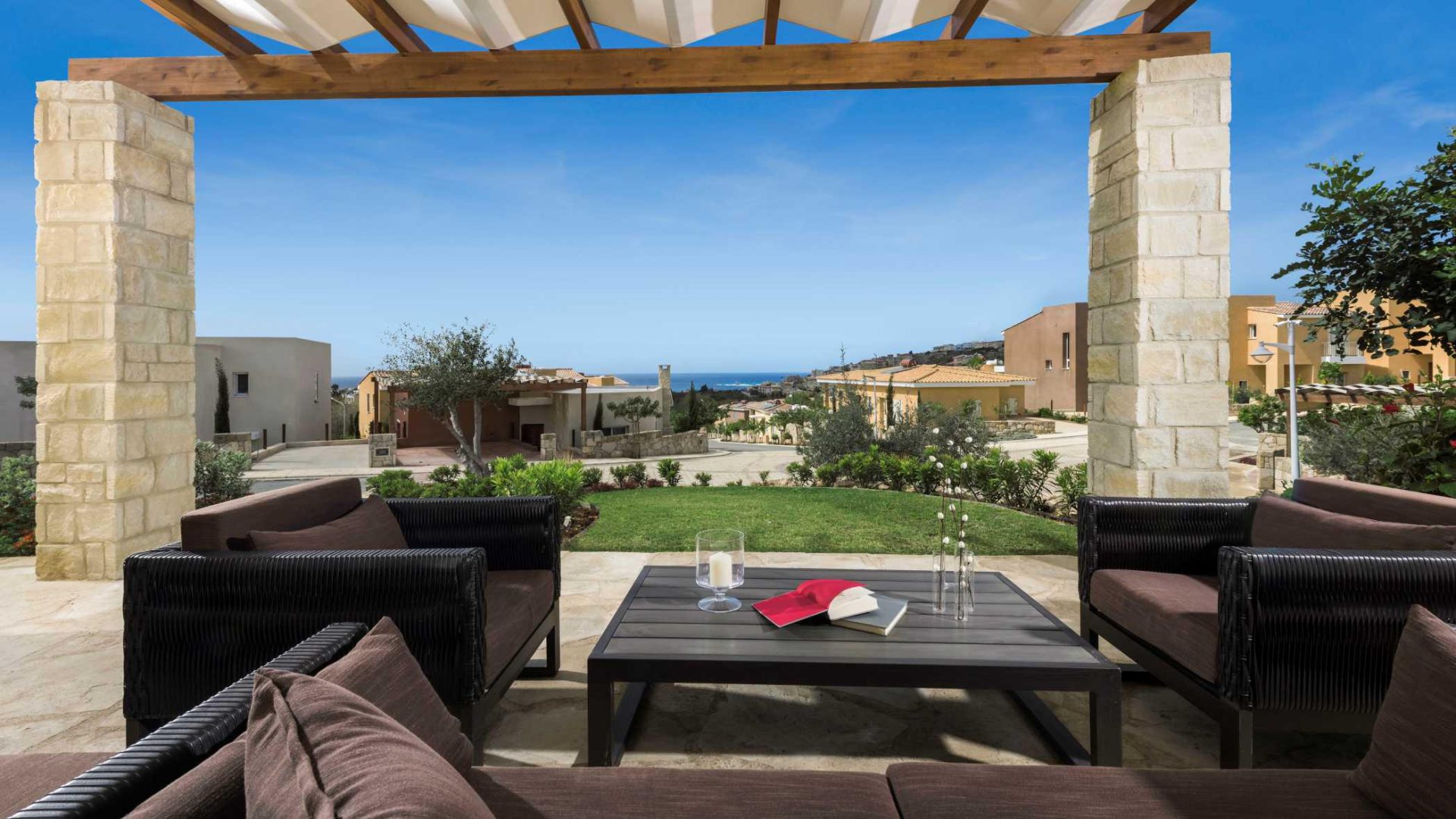 3 bedroom Apartments / Penthouses in Chloraka, Paphos, Cyprus – A-VEN-3-601-10.2