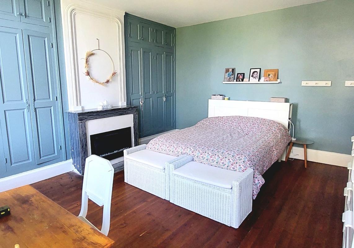 6 bedroom maison de maitre in Saint Porchaire, Charente-Maritime, France