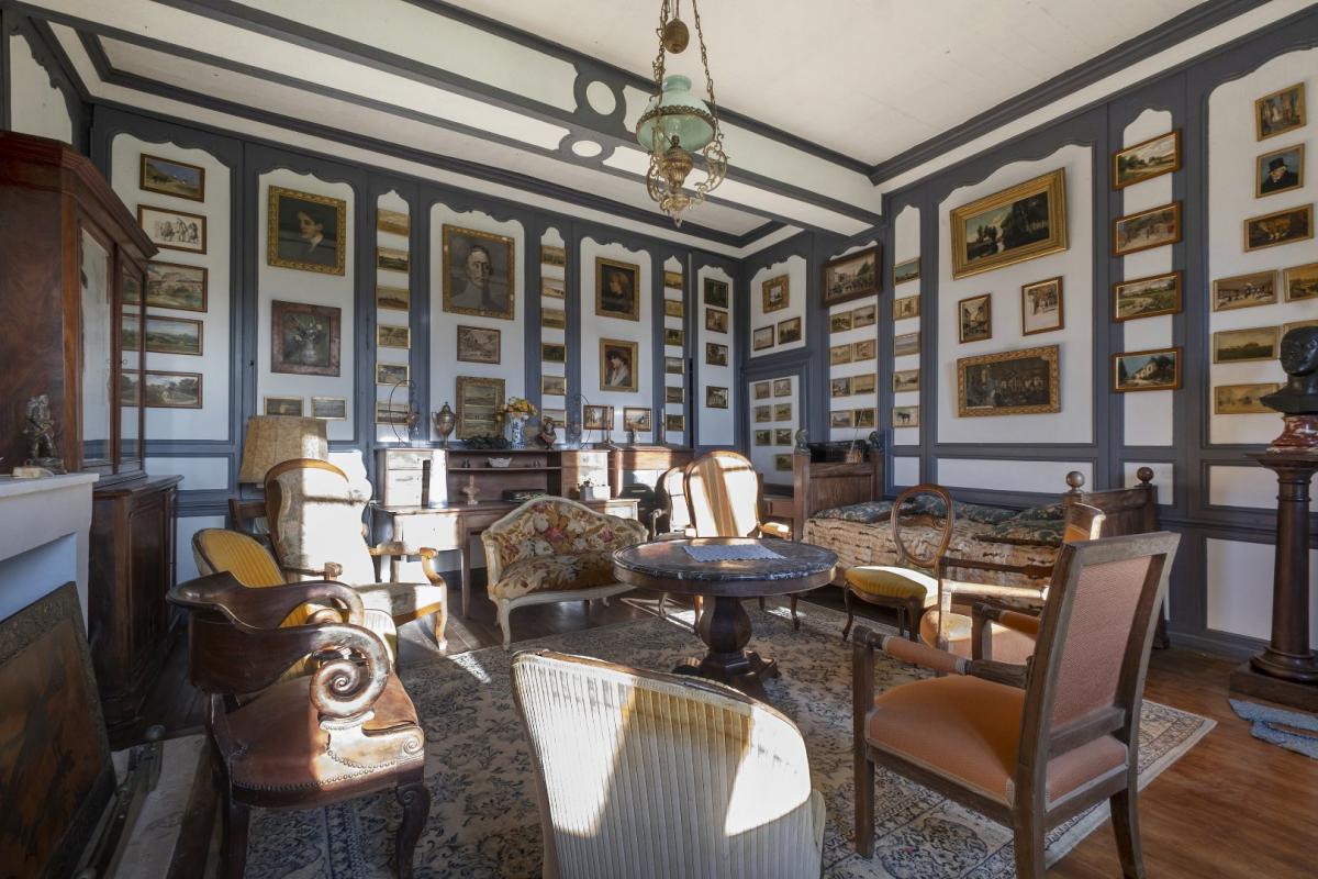 10 bedroom maison in Beauvoir Sur Niort, Deux-Sèvres, France