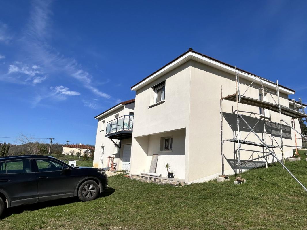5 bedroom maison recente in Belmont Bretenoux, Lot, France