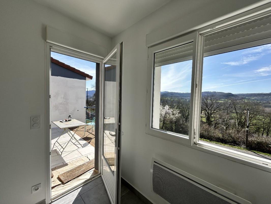 5 bedroom maison recente in Belmont Bretenoux, Lot, France