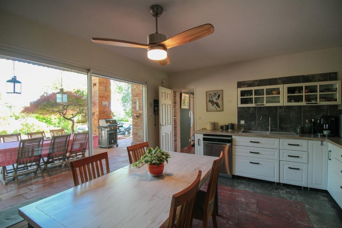 8 bedroom demeure in Montauban, Tarn-et-Garonne, France