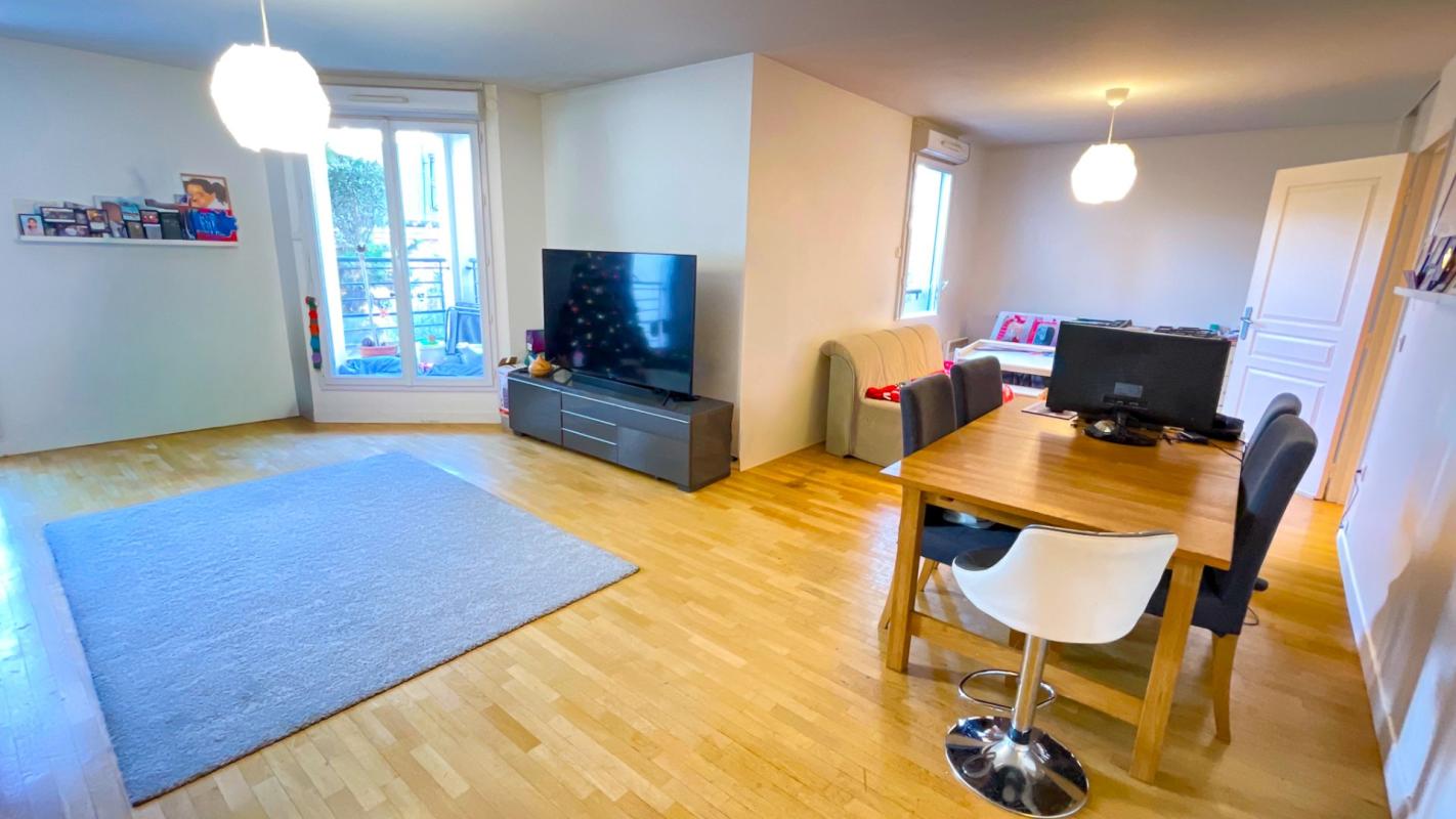 3 bedroom t5 in Garches, Hauts-de-Seine, France