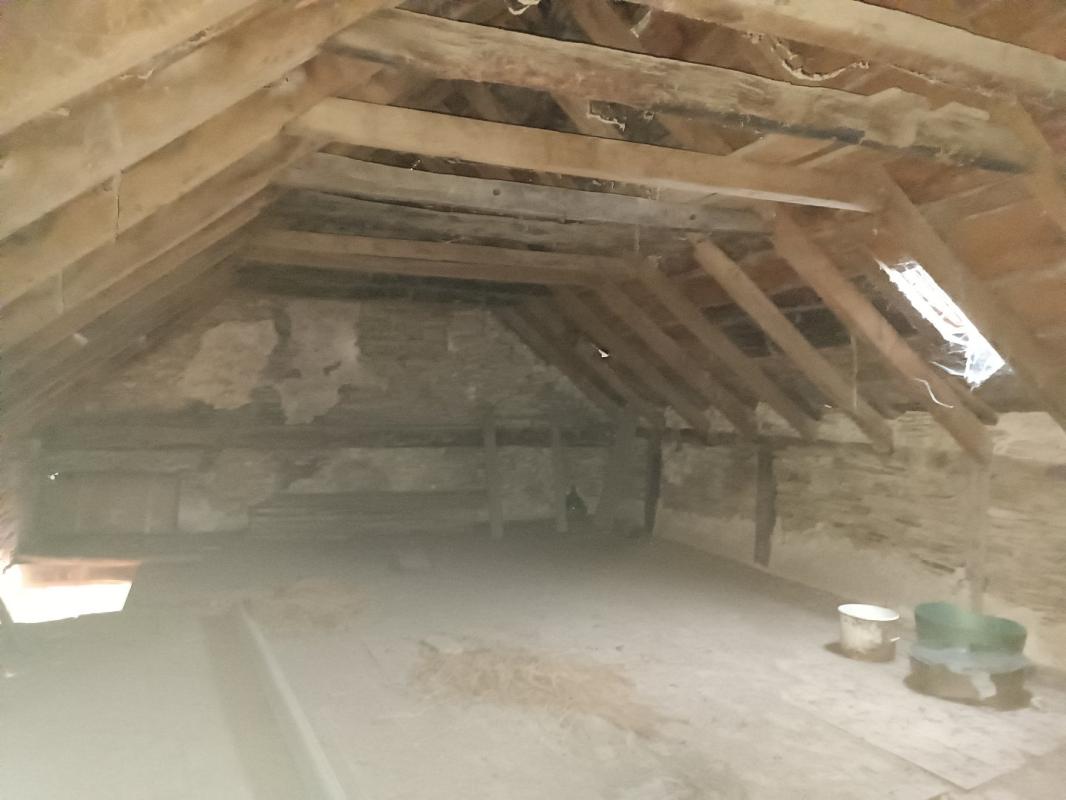 2 bedroom maison a renover in Sainte Juliette Sur Viaur, Aveyron, France