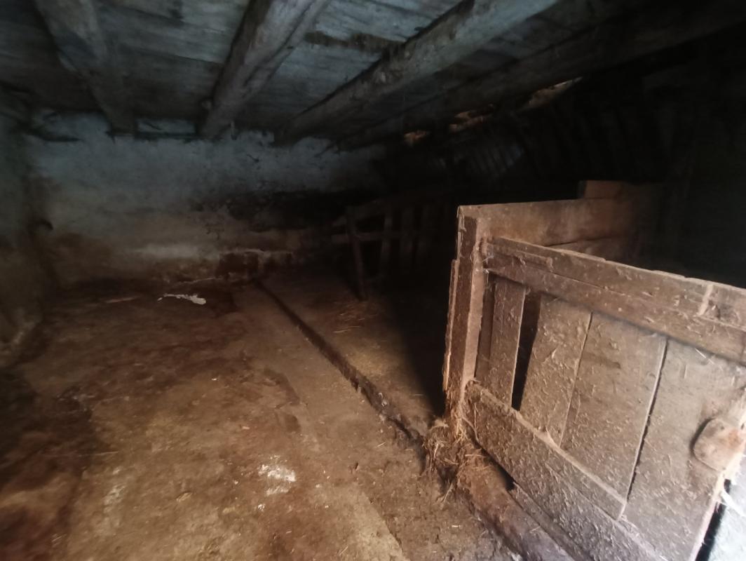 2 bedroom maison a renover in Sainte Juliette Sur Viaur, Aveyron, France