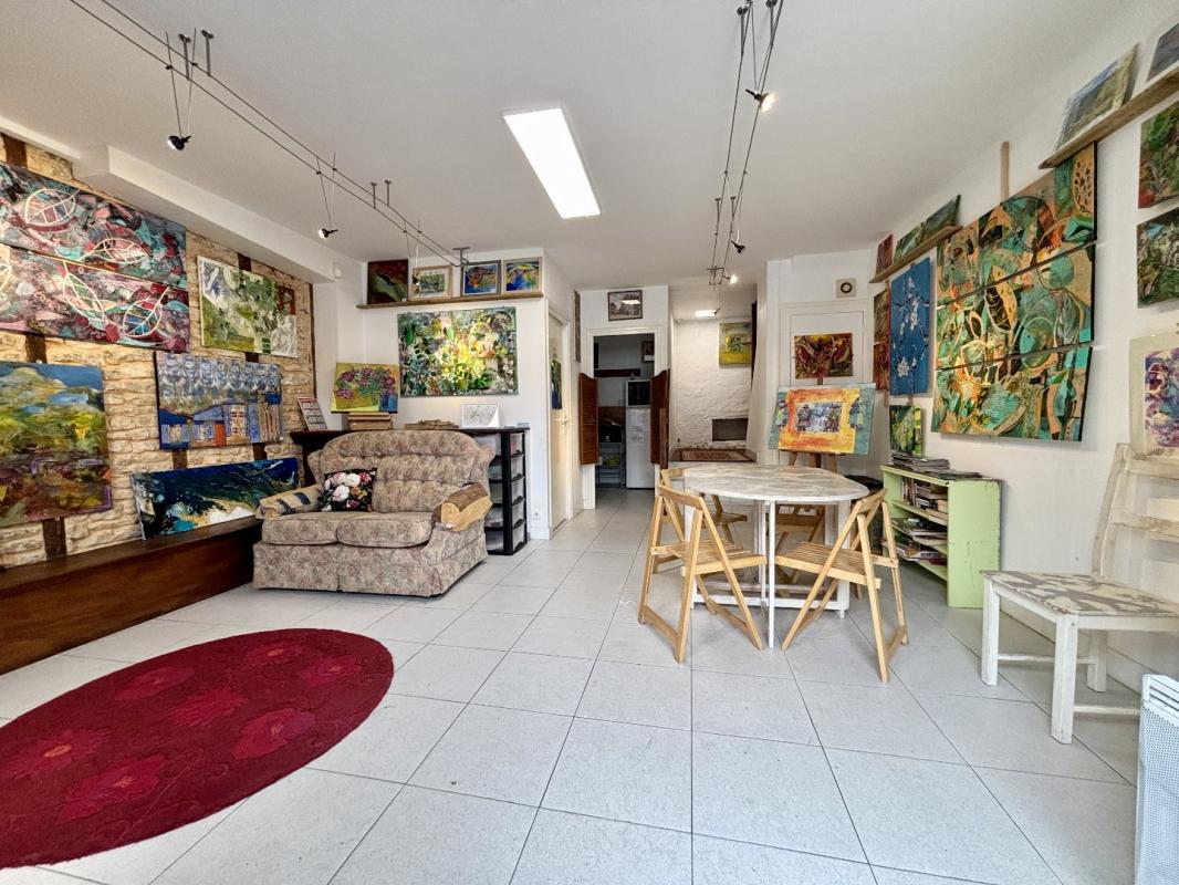 3 bedroom propriete in Ruffec, Charente, France