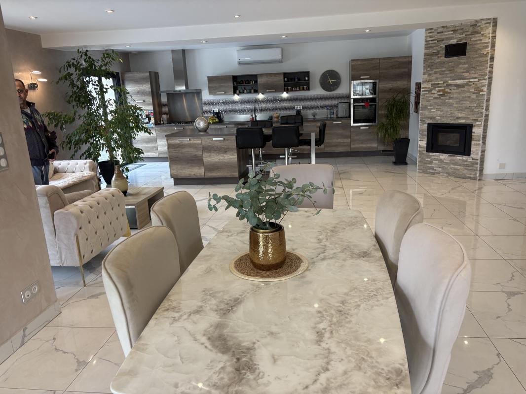 4 bedroom demeure in Ussac, Corrèze, France