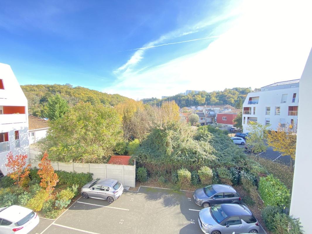 3 bedroom appartement neuf in Cenon, Gironde, France