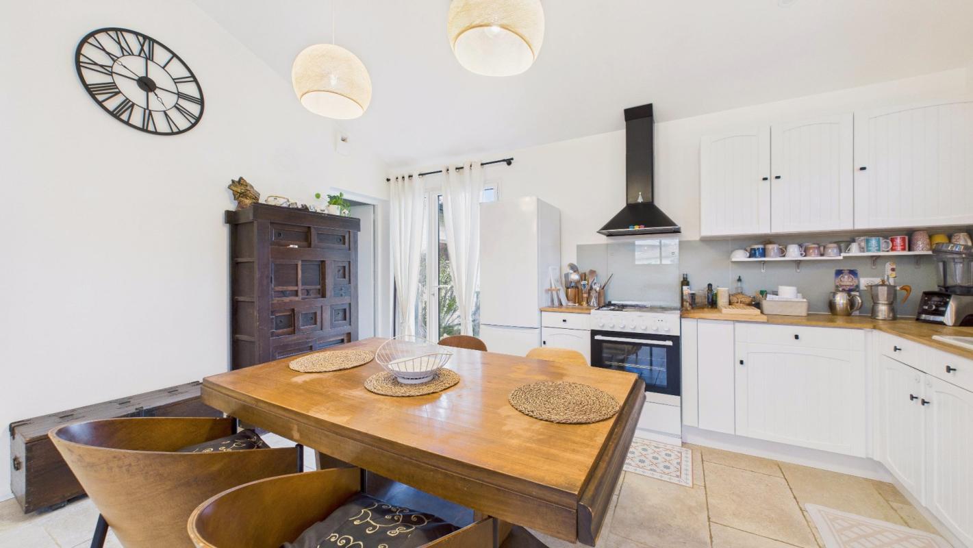 2 bedroom maison in Guiche, Pyrénées-Atlantiques, France