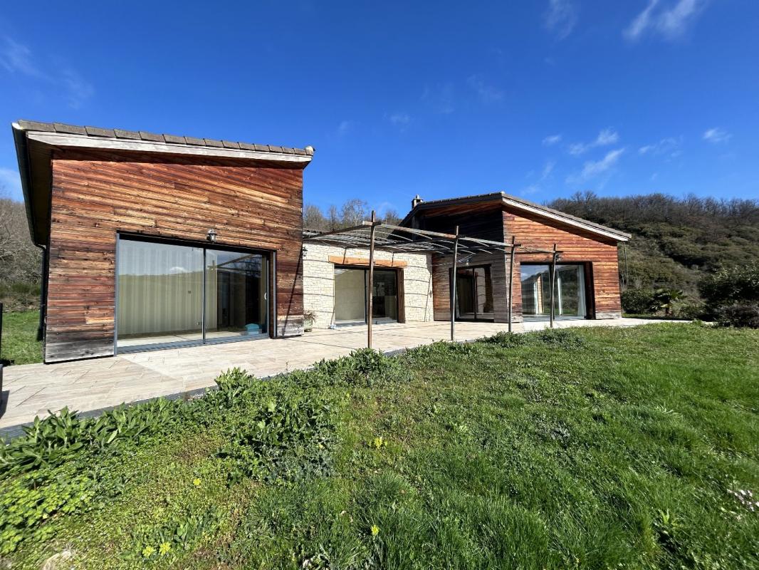 2 bedroom maison de campagne in Connac, Aveyron, France