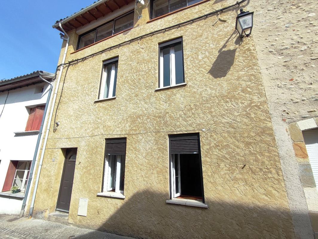 4 bedroom maison de village in Rieux De Pelleport, Ariège, France