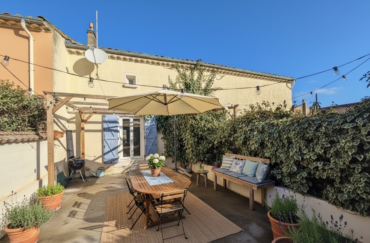 5 bedroom maison in Magalas, Hérault, France