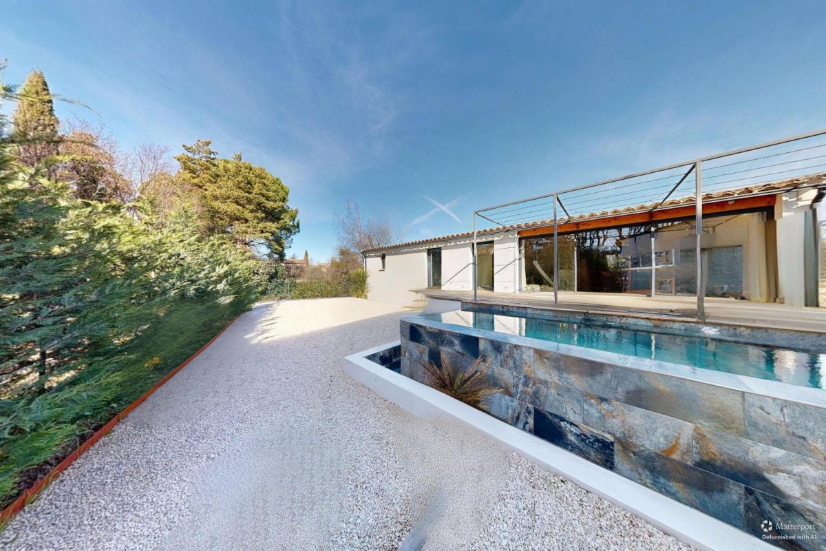 4 bedroom maison in Malemort Du Comtat, Vaucluse, France