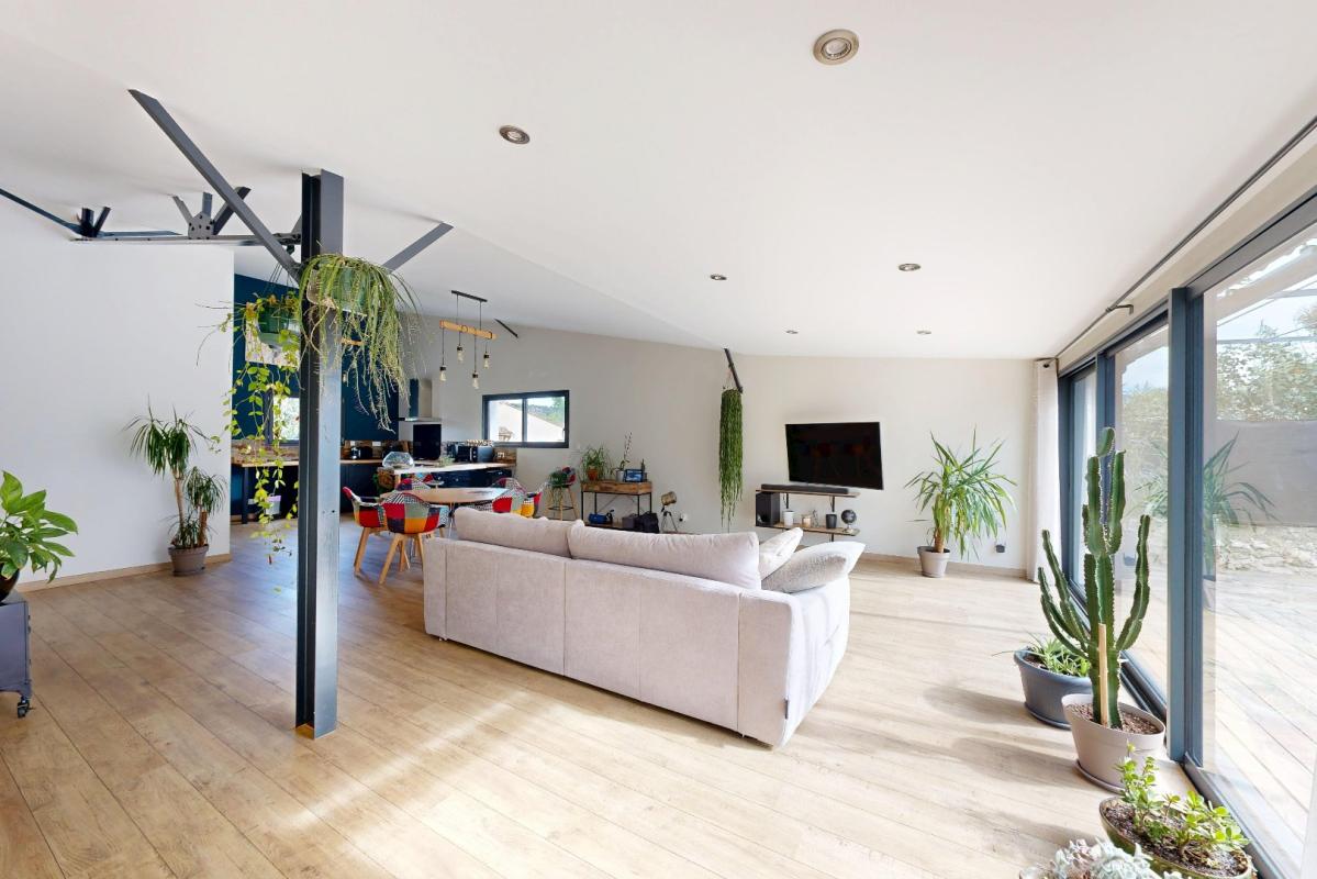 4 bedroom maison in Malemort Du Comtat, Vaucluse, France