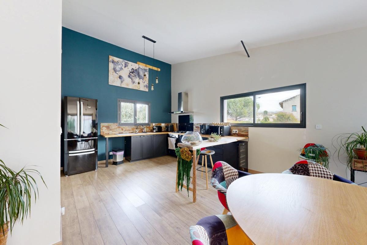 4 bedroom maison in Malemort Du Comtat, Vaucluse, France