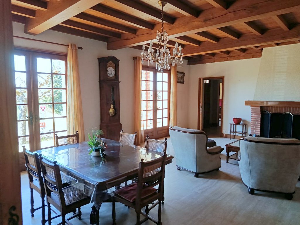 5 bedroom maison de village in Monclar De Quercy, Tarn-et-Garonne, France