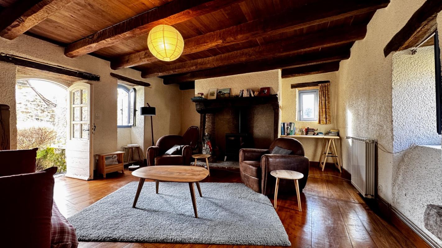 6 bedroom maison in Sauliac Sur Cele, Lot, France