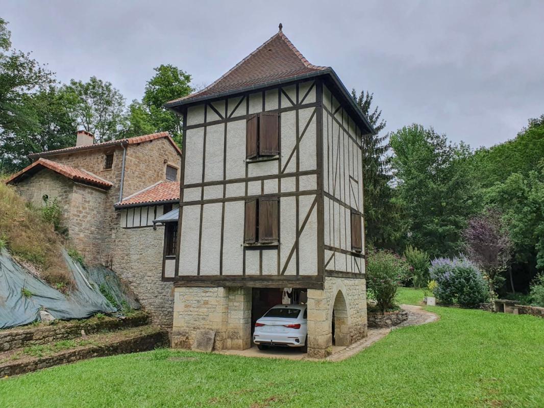5 bedroom maison en pierres in Saint Antonin Noble Val, Tarn-et-Garonne, France
