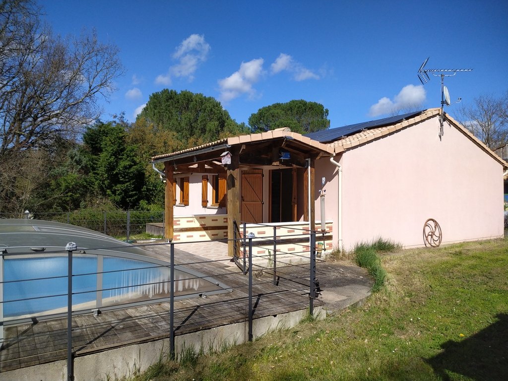 3 bedroom maison situee en campagne in Montricoux, Tarn-et-Garonne, France