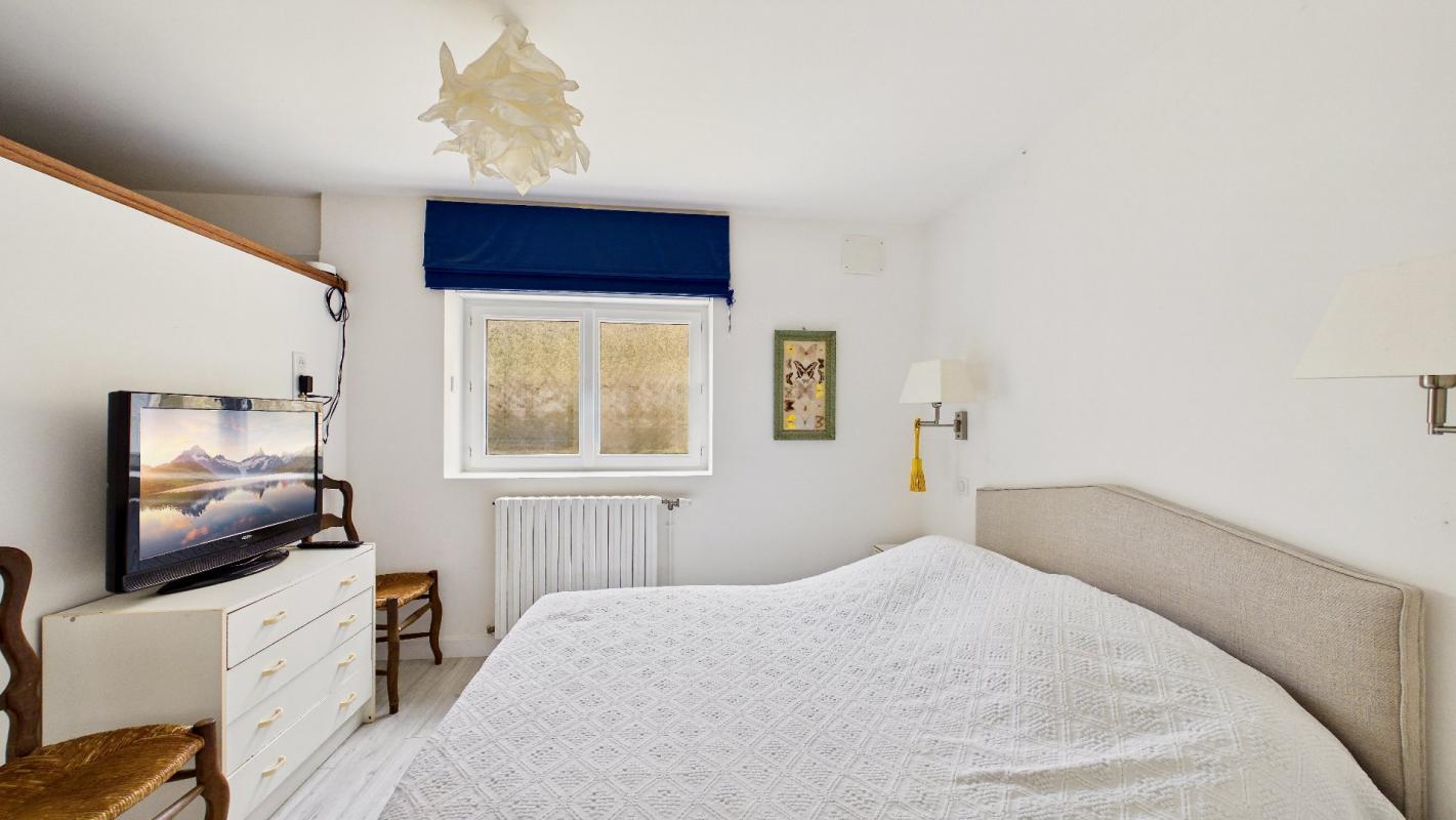 5 bedroom maison in Lezay, Deux-Sèvres, France