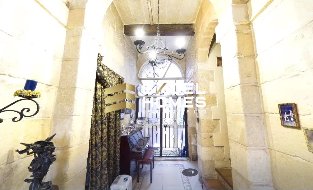 3 bedroom Townhouse in Floriana, Malta – 66692