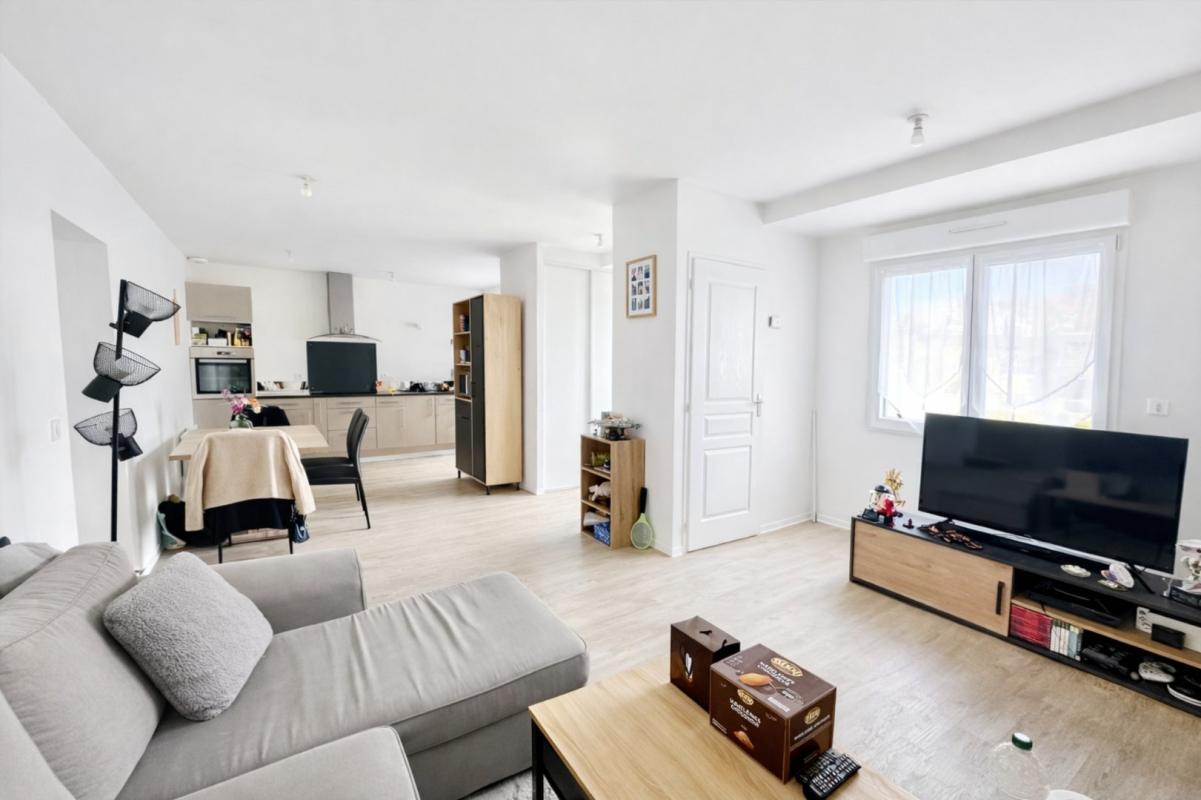 immeuble in Cressensac, Lot, France