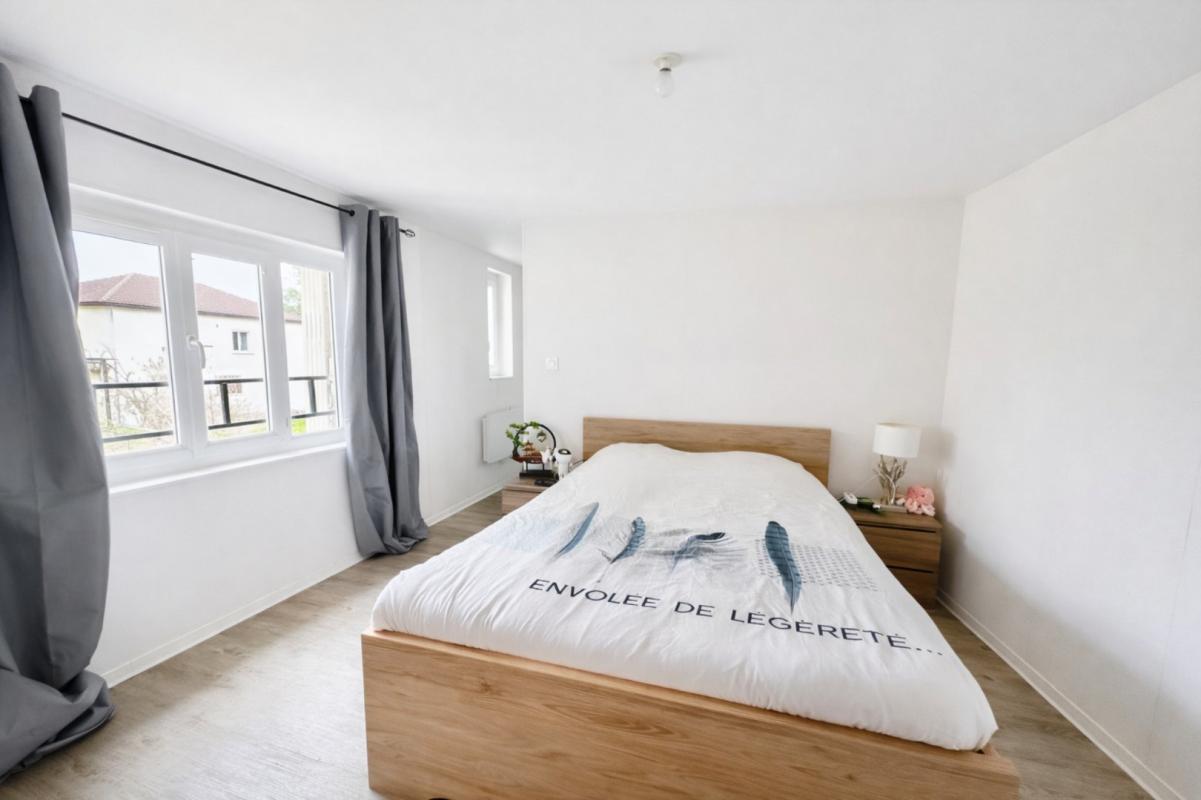 immeuble in Cressensac, Lot, France