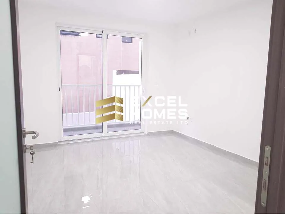 Commercial in Mosta, Malta – 66599