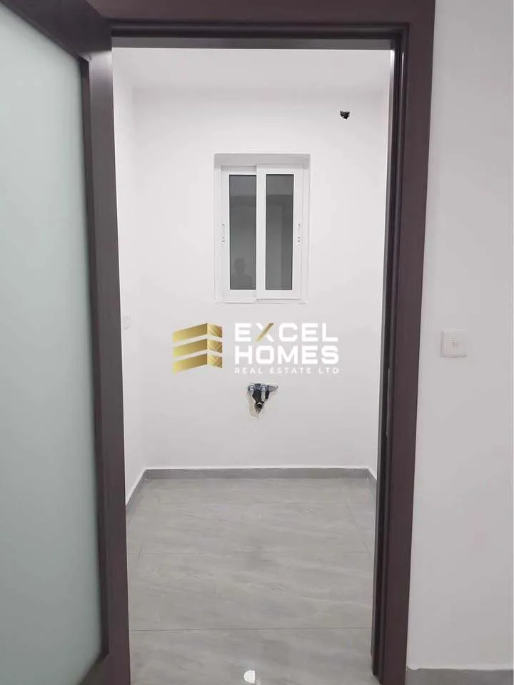 Commercial in Mosta, Malta – 66599