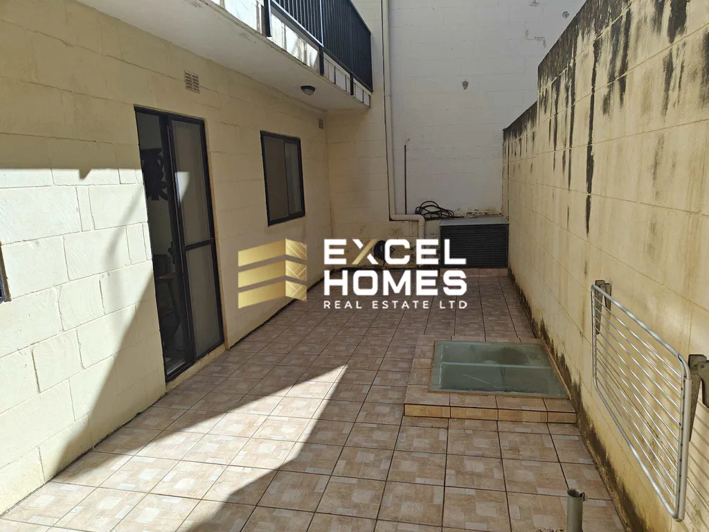 3 bedroom Apartment in Ghajnsielem, Malta – 66585