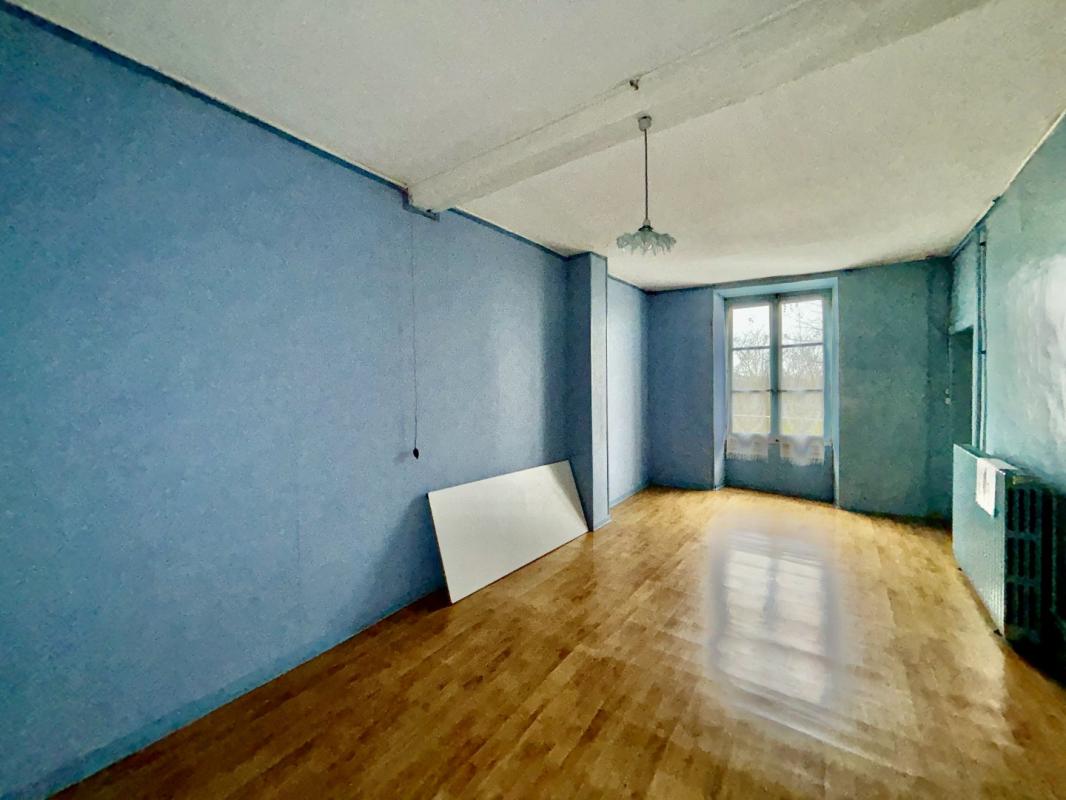 7 bedroom maison de maitre in Vieux Ruffec, Charente, France