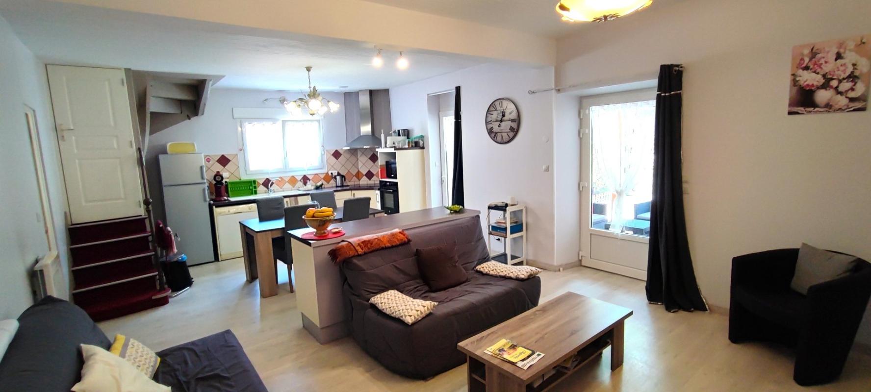 3 bedroom maison in Cransac, Aveyron, France