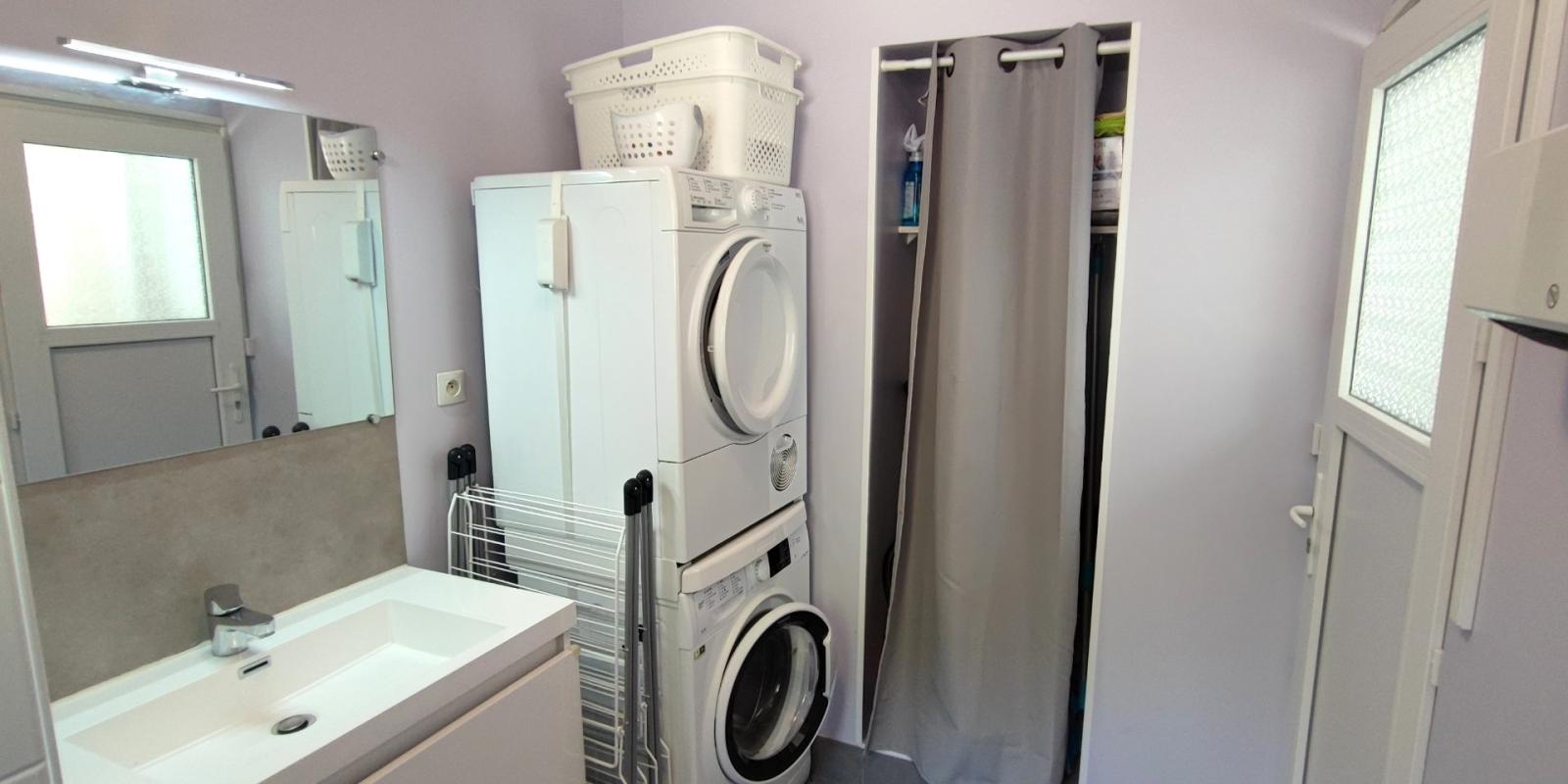 3 bedroom maison in Cransac, Aveyron, France