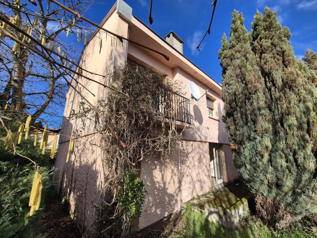 3 bedroom maison in Foix, Ariège, France