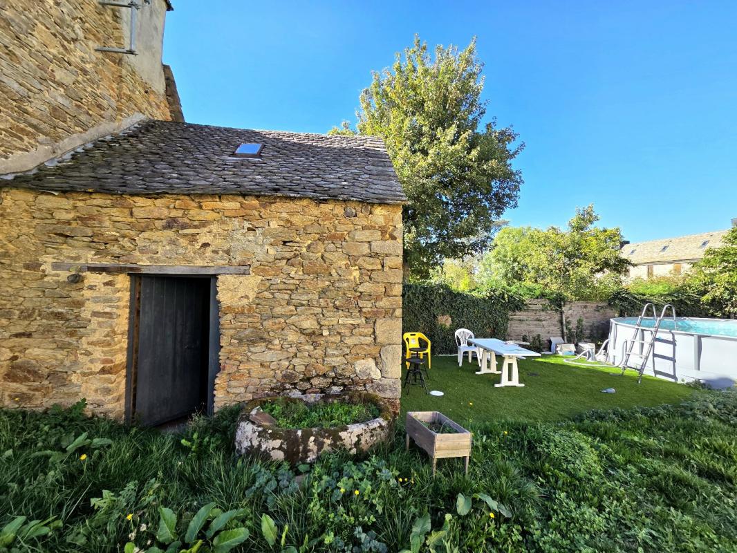 4 bedroom maison in Comps La Grand Ville, Aveyron, France