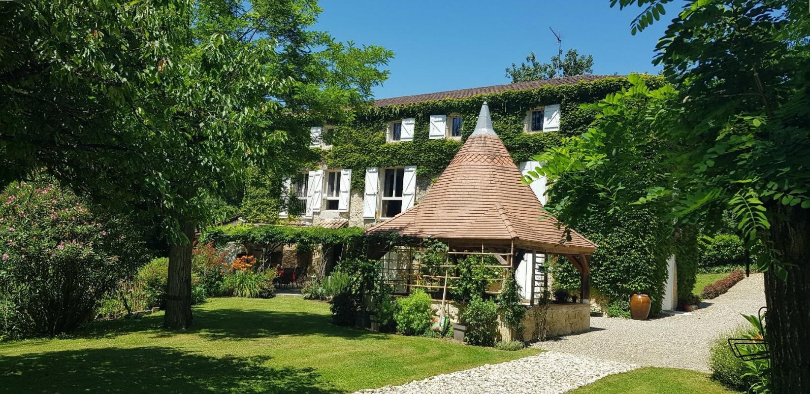 5 bedroom moulin in Sempesserre, Gers, France
