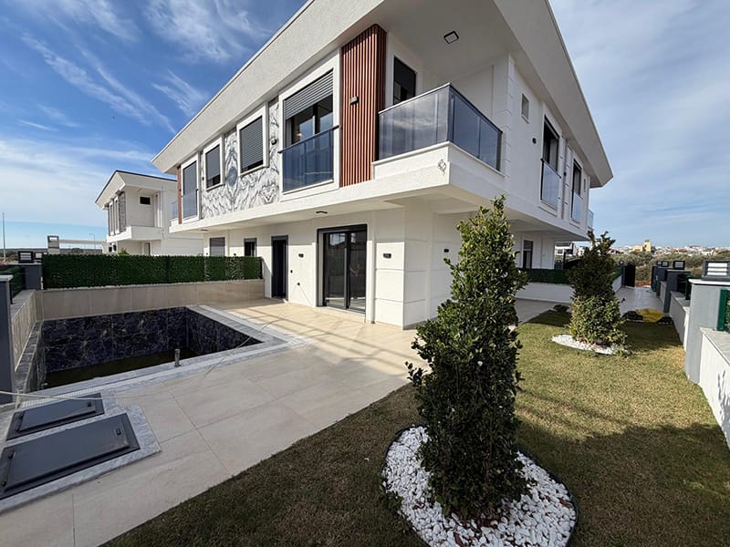 Ultra-modern semi-detached Villas in Altinkum – TC1947