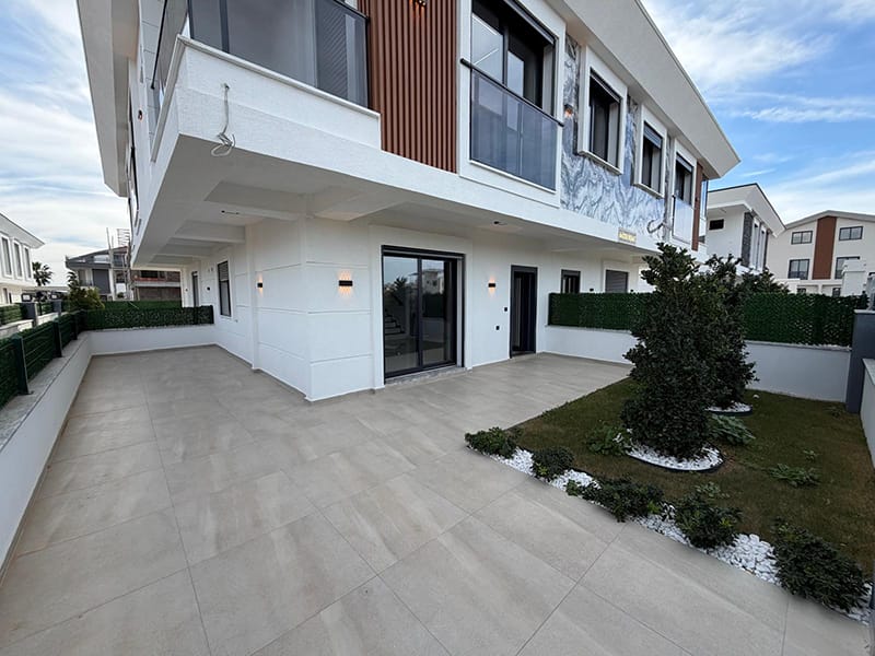 Ultra-modern semi-detached Villas in Altinkum – TC1947