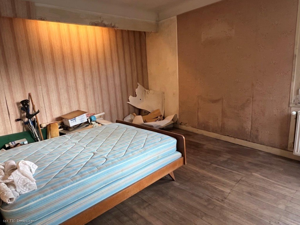 4 bedroom House in Villefagnan, France – r7433