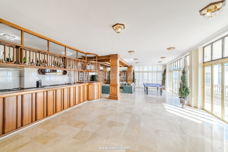 8 bedroom villa in Santa Cruz De Tenerife, Spain – AAEP1883