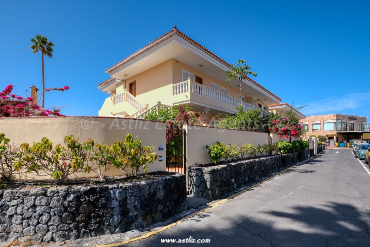 2 bedroom apartment in Vitamar II, Puerto De Santiago, Spain – AAEP1880