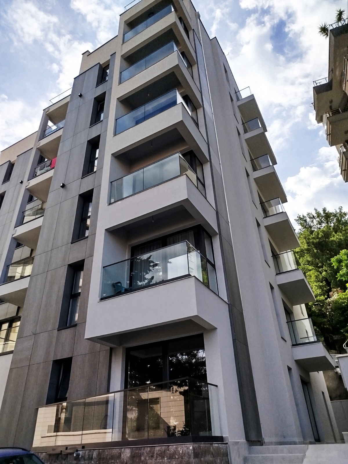 One-Bedroom Apartment with Sea View — Rafailovici