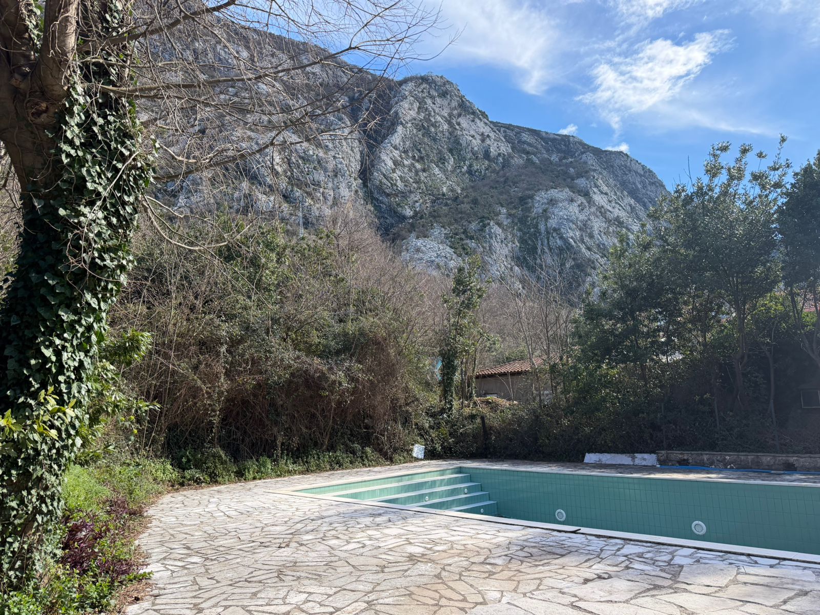 Luxury Penthouse with Breathtaking Sea View – Dobrota, Montenegro