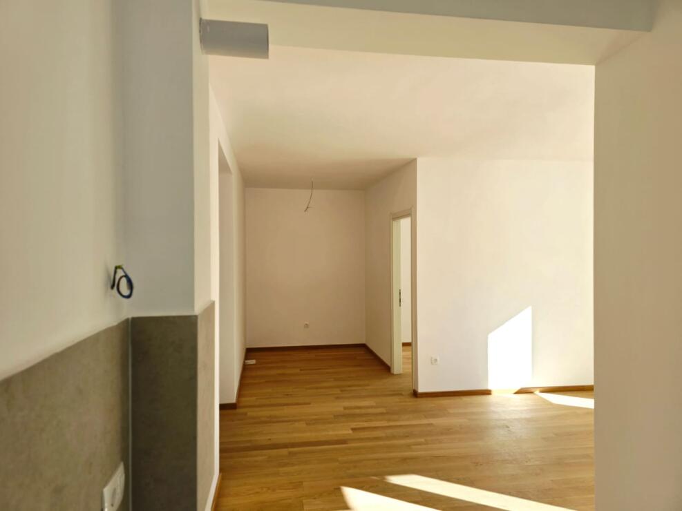 Exclusive Apartment with Master Bedroom in the Heart of Budva — 200m from the Sea