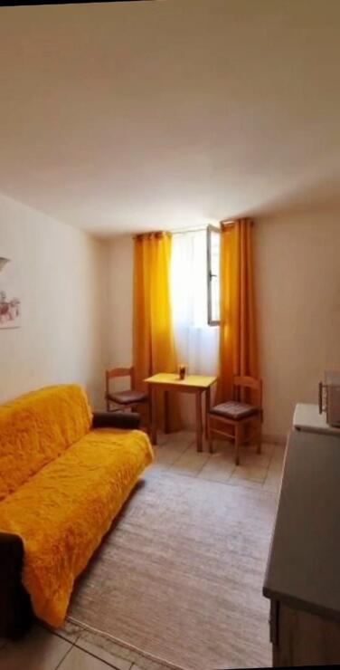 An apartment with authentic charm in the heart of Rafailovichi, Montenegro