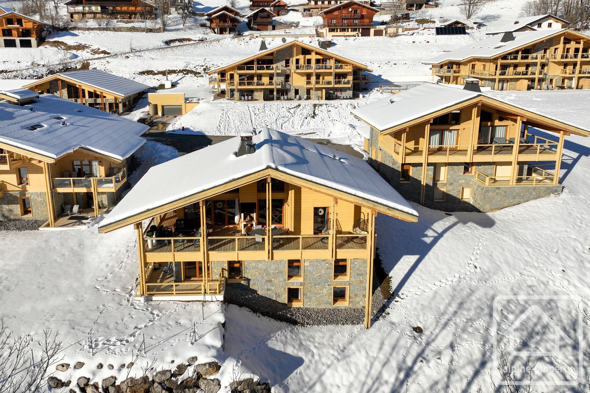 A Stunning, Modern Chalet Built To High Specifications, In A Sunny Location With Open Views. – CHALETGENEVA