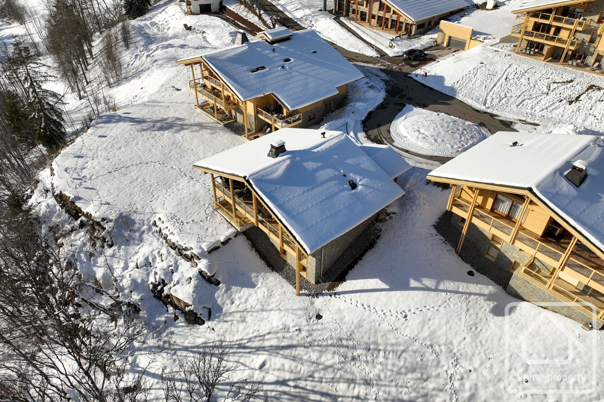 A Stunning, Modern Chalet Built To High Specifications, In A Sunny Location With Open Views. – CHALETGENEVA