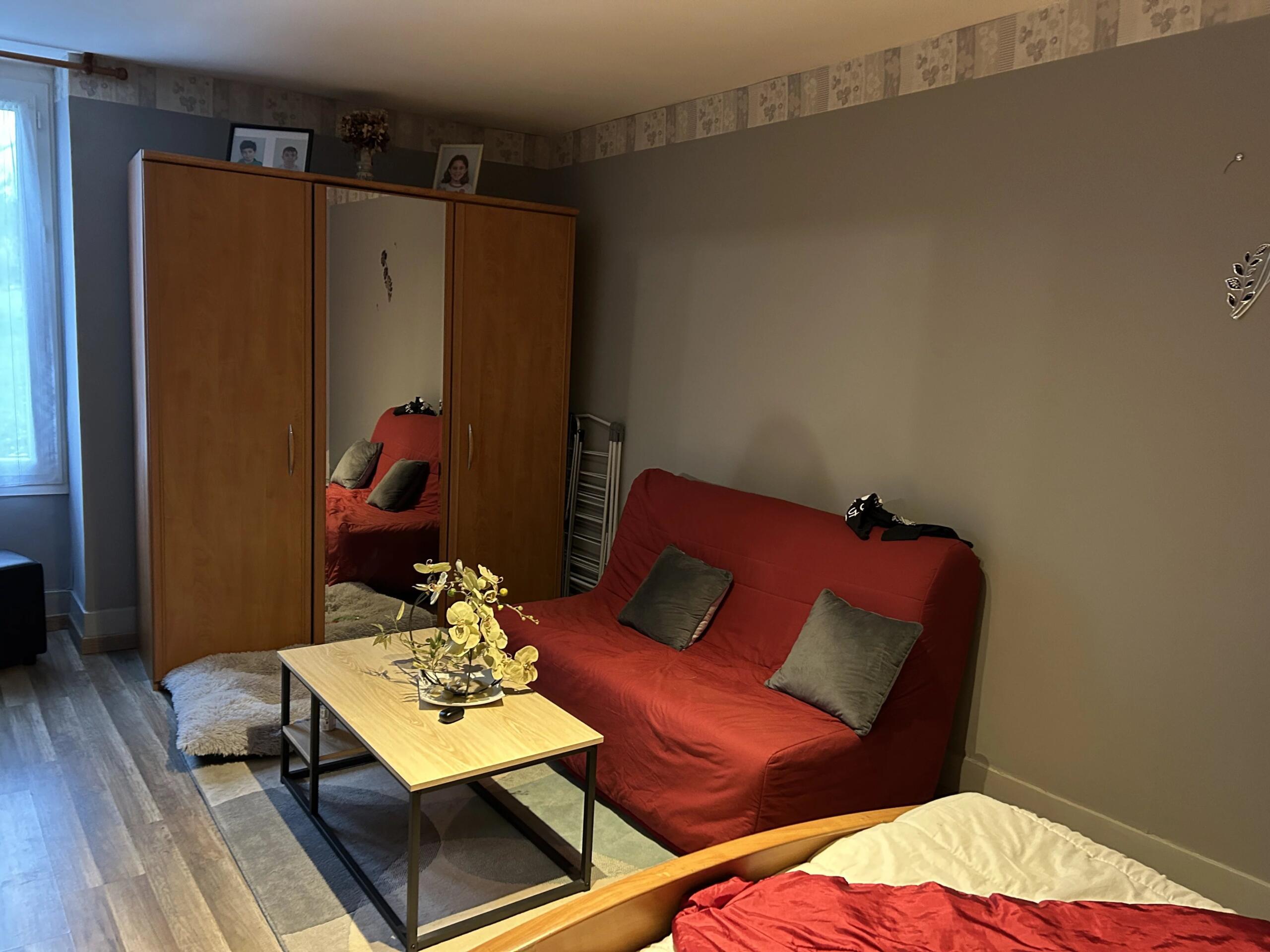 Pretty ready-to-move-in village house on one level, Centre – France – BVI84444