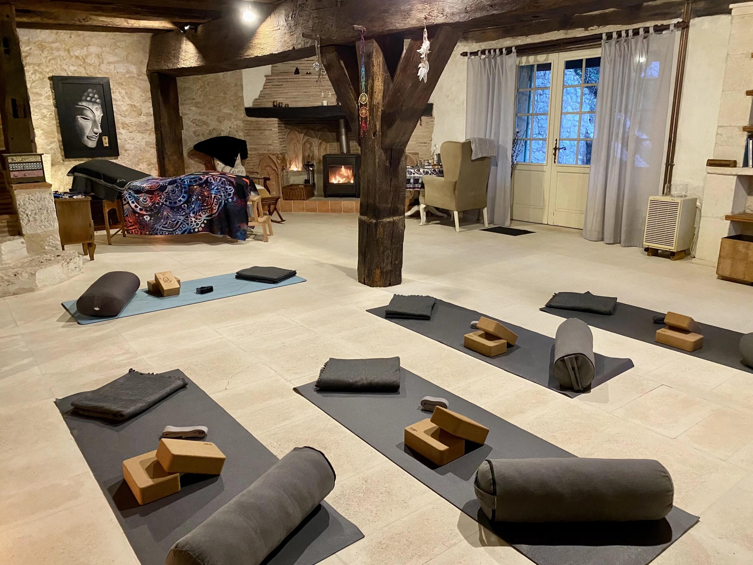 Charming stone property with pool in a Lovely Hamlet, Aquitaine – France – BVI84406