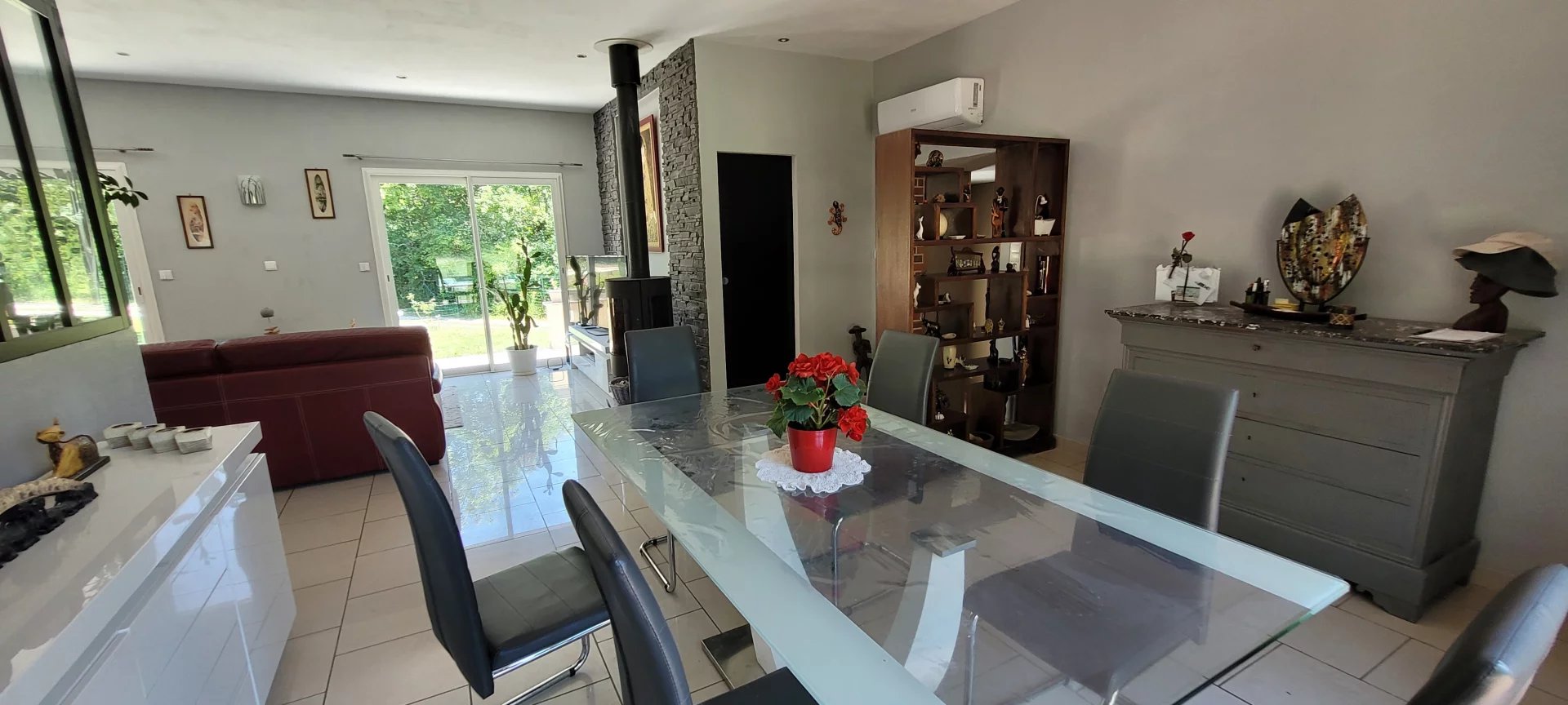 Contemporary 4-bed house with pool in the countryside, Midi-Pyrénées – France – BVI76007